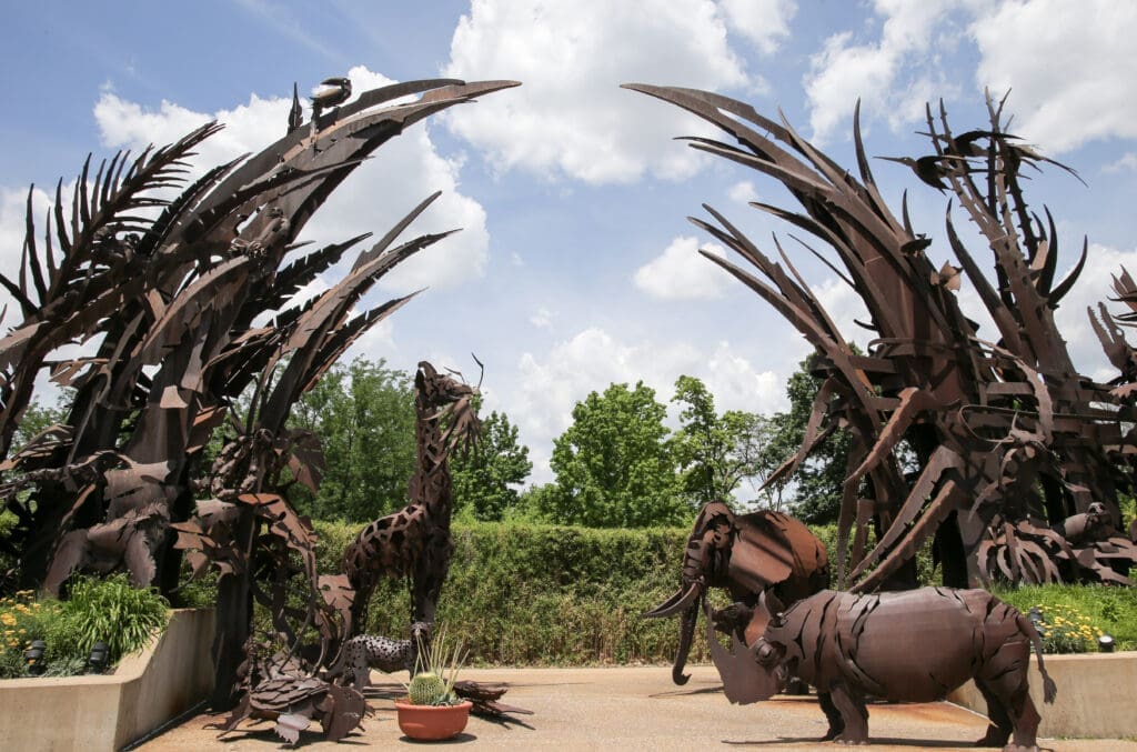 Animal Always Sculpture - St. Louis Zoo- KCI ConstructionKCI Construction